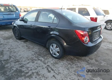 2014 Chevrolet Sonic Ls Auto z USA, uszkodzony, nr VIN 1G1JA5SH1E4183273